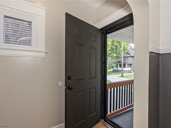 3rd image of 10538 Elmarge Ave