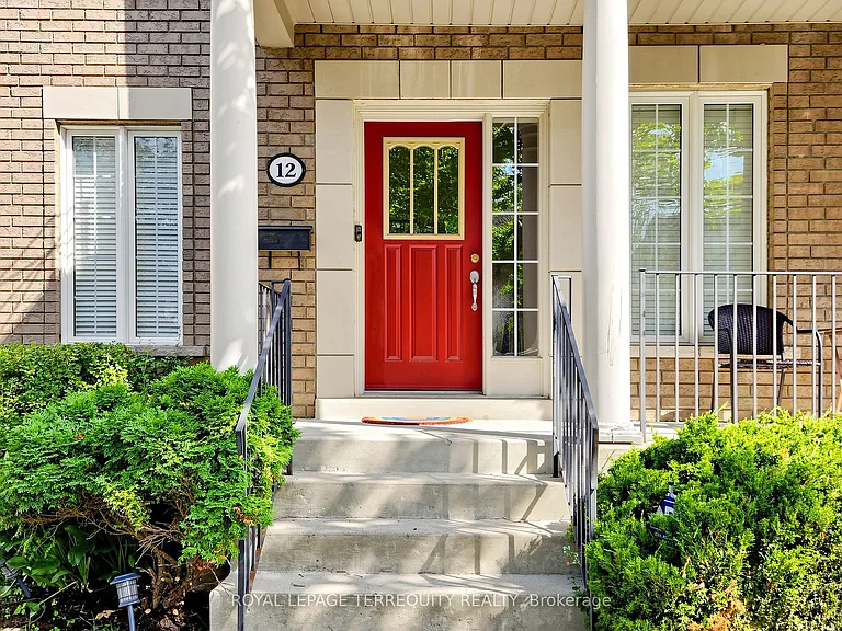 12 Ballantyne Dr — Photo 4