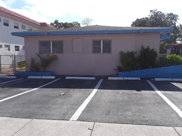 16131 NE 19th Pl, North Miami Beach, FL 33162