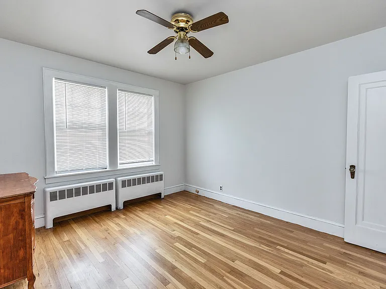 616 Harvard St #2 — Photo 3