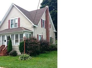 30 Elm St, Perry, NY 14530