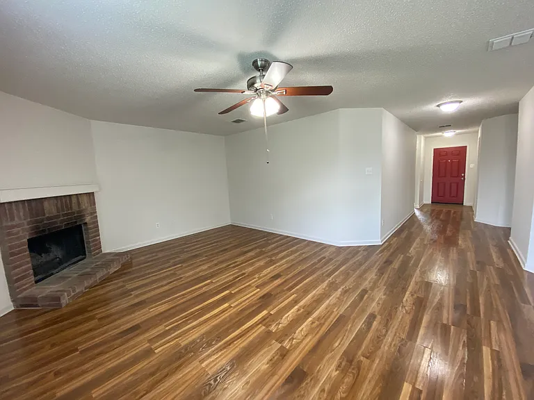 618 Marbury Way — Photo 7