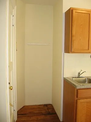 Rented by City Connections Realty | media 34