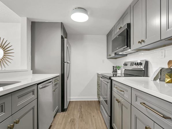 807 S Howard Ave APT 105