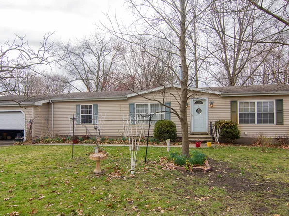 2926 Adams Rd, Niles, MI 49120