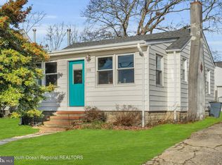 1732 Edgewood Rd, Forked River, NJ 08731