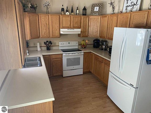 5th image of 1779 Green Oak Dr
