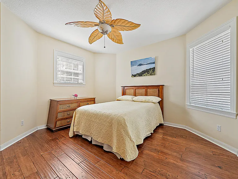 140 Sweet Bay Cir — Photo 27