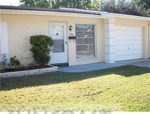 1st image of 1083 Loch Haven Dr S