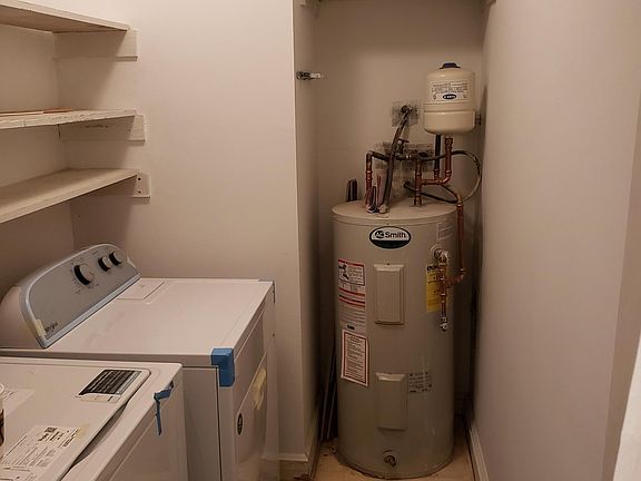 washer/dryer in unit