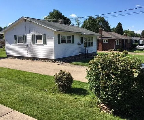 109 Winfield Dr Photo 1