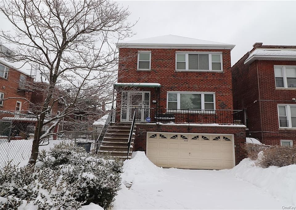 2nd image of 1034 Esplanade Ave