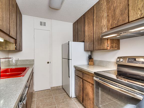 5th image of 4869 Collwood Blvd Unit A