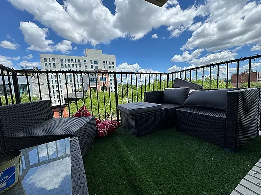 Rented by Pear NYC LLC | media 15