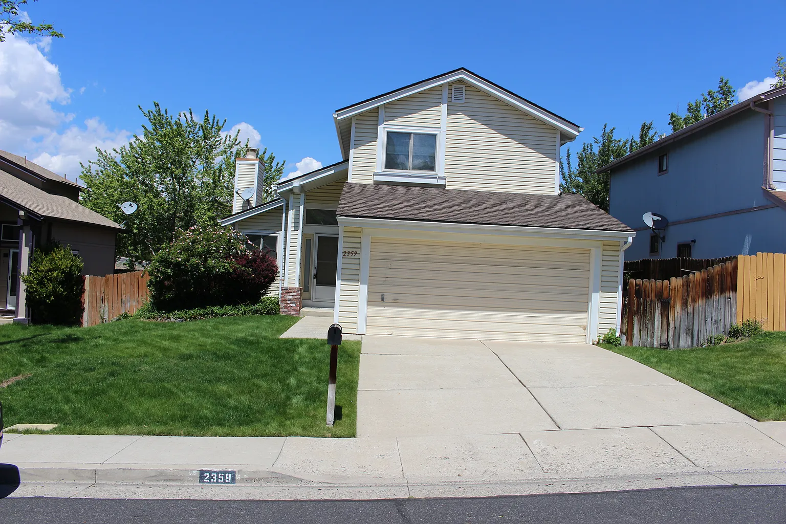 2359 Melody Ln photo 1