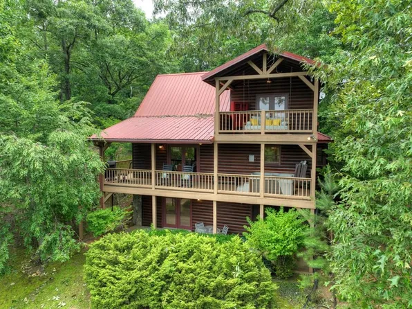 307 Fawn Trl, Morganton, GA 30560