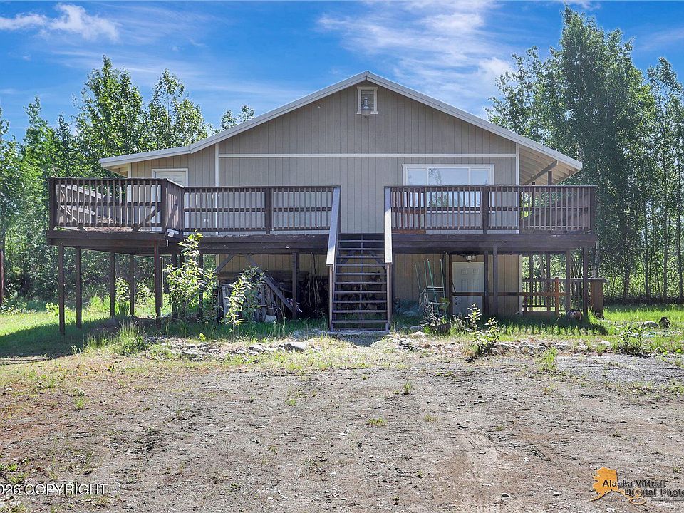 1st image of 16190 W Huskie Dr