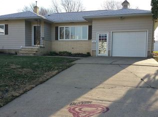 131 N Russell St, Denver, IA 50622