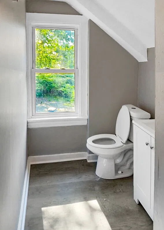 4 bed, 1.0 bath, $1,331 — Photo 3