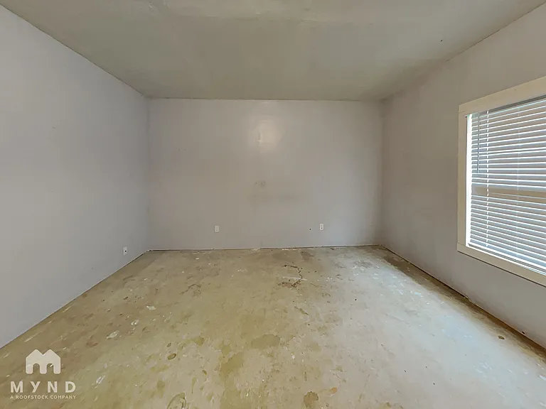 205 Ivy Ct — Photo 26