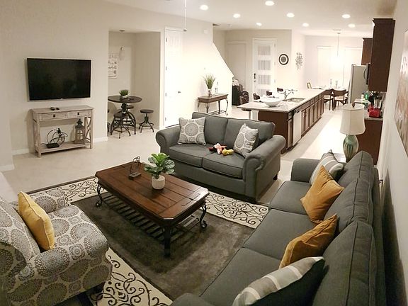 2nd image of 1610 Carey Palm Cir
