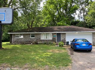 1869 Rio Vista Dr, Paris, KY 40361