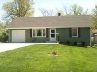 702 SW 16th St, Blue Springs, MO 64015