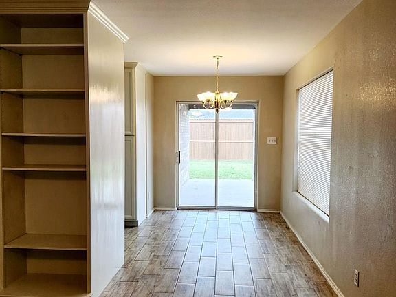 5th image of 3035 Aberdeen Dr