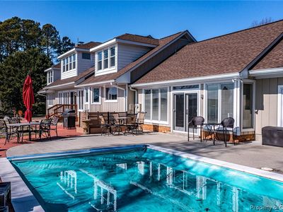 307 Deep Water Dr, White Stone, VA, 22578