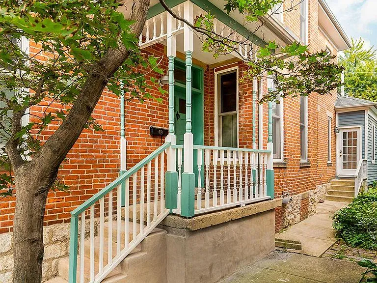 66 E Hubbard Ave — Photo 4