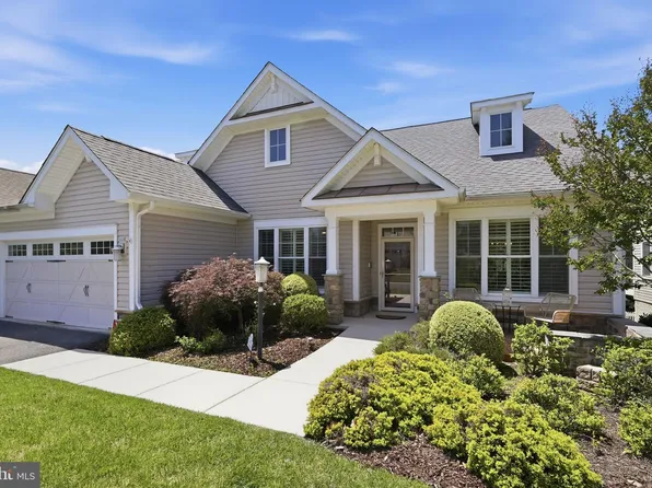 117 Harvester Dr, Lake Frederick, VA 22630