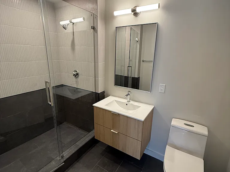 24 8th St #3A — Photo 3