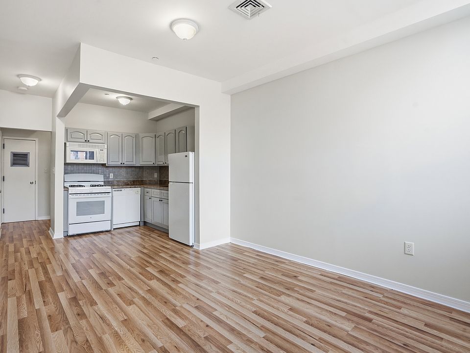 1st image of 114 W 133rd St #2-A