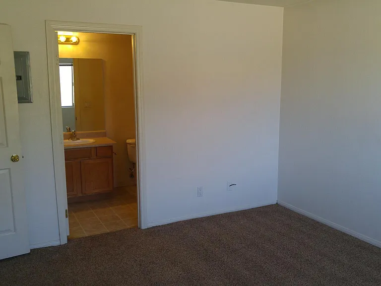 6671 Ocotillo Ave #C — Photo 16