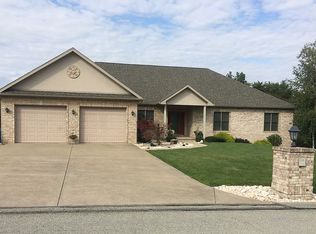 1036 Valleyview Dr, Latrobe, PA 15650