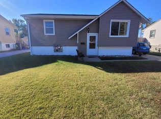 1117 Avenue P, Carter Lake, IA 51510