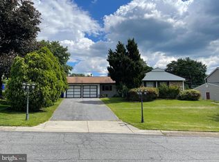 12217 Rolling Hill Ln, Bowie, MD 20715