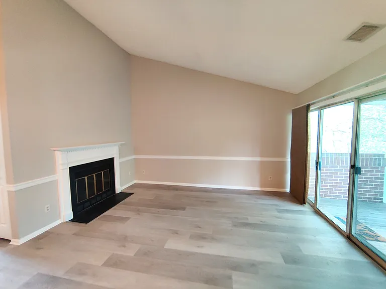 3151D Covewood Ct — Photo 5