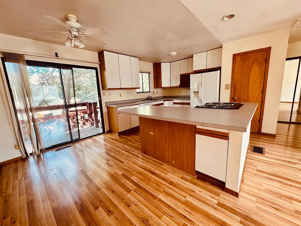 1st image of 5465 White Pl