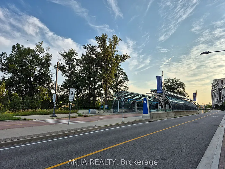 8 Cedarland Dr #321 — Photo 39