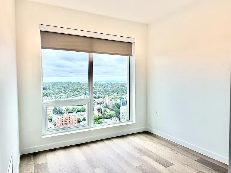 2488 Granville St — Photo 92