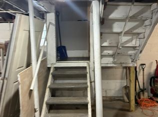 1821 Willowdale Ave, Cleveland, OH 44109