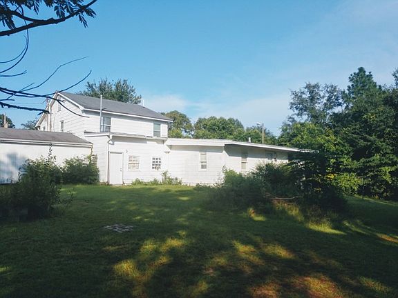 3rd image of 198 Albert Owens St