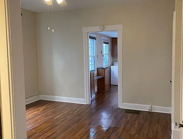 1116 E Main St #1 — Photo 9