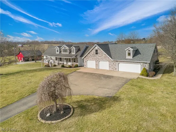 2100 Harrison Rd, Fredericksburg, OH 44627