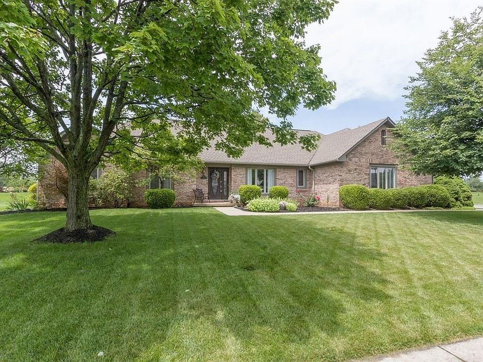 1st image of 868 W Ironwood Dr