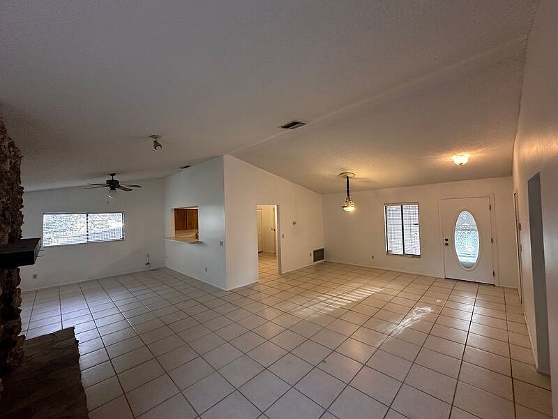 1st image of 100 Bantry Dr