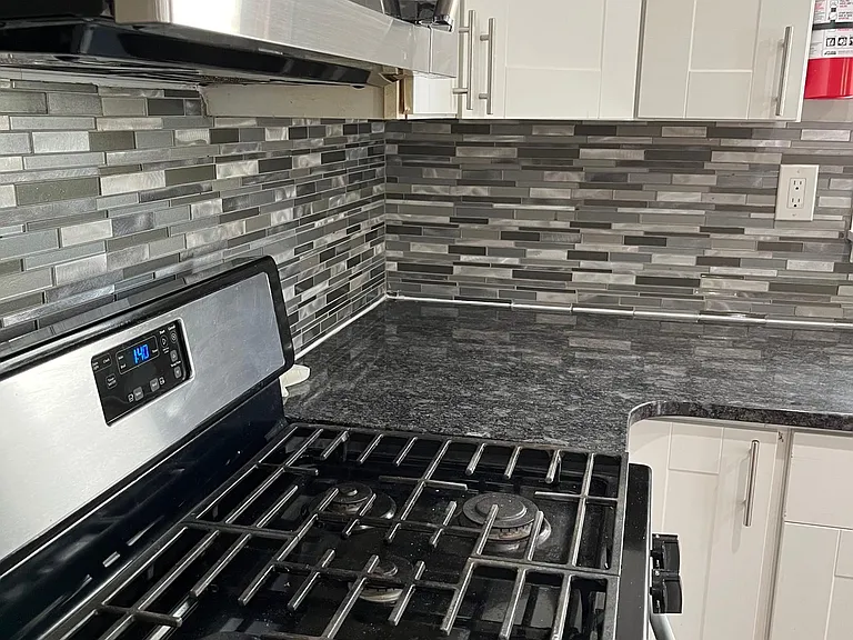 246 Britton Ave — Photo 8