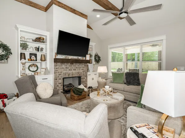 218 Lake Ave, Ringgold, GA 30736