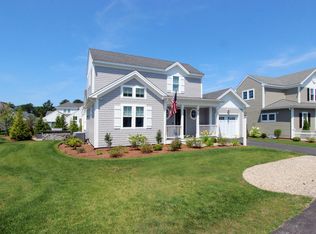79 Cobblestone Cir, Mashpee, MA 02649